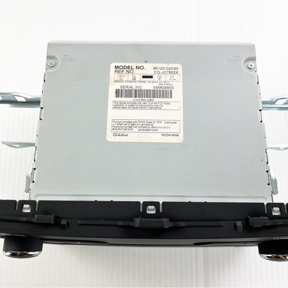 Genuine OEM Toyota Corolla 09-10 Car Radio Receiver CD Player - Picture 4 of 8